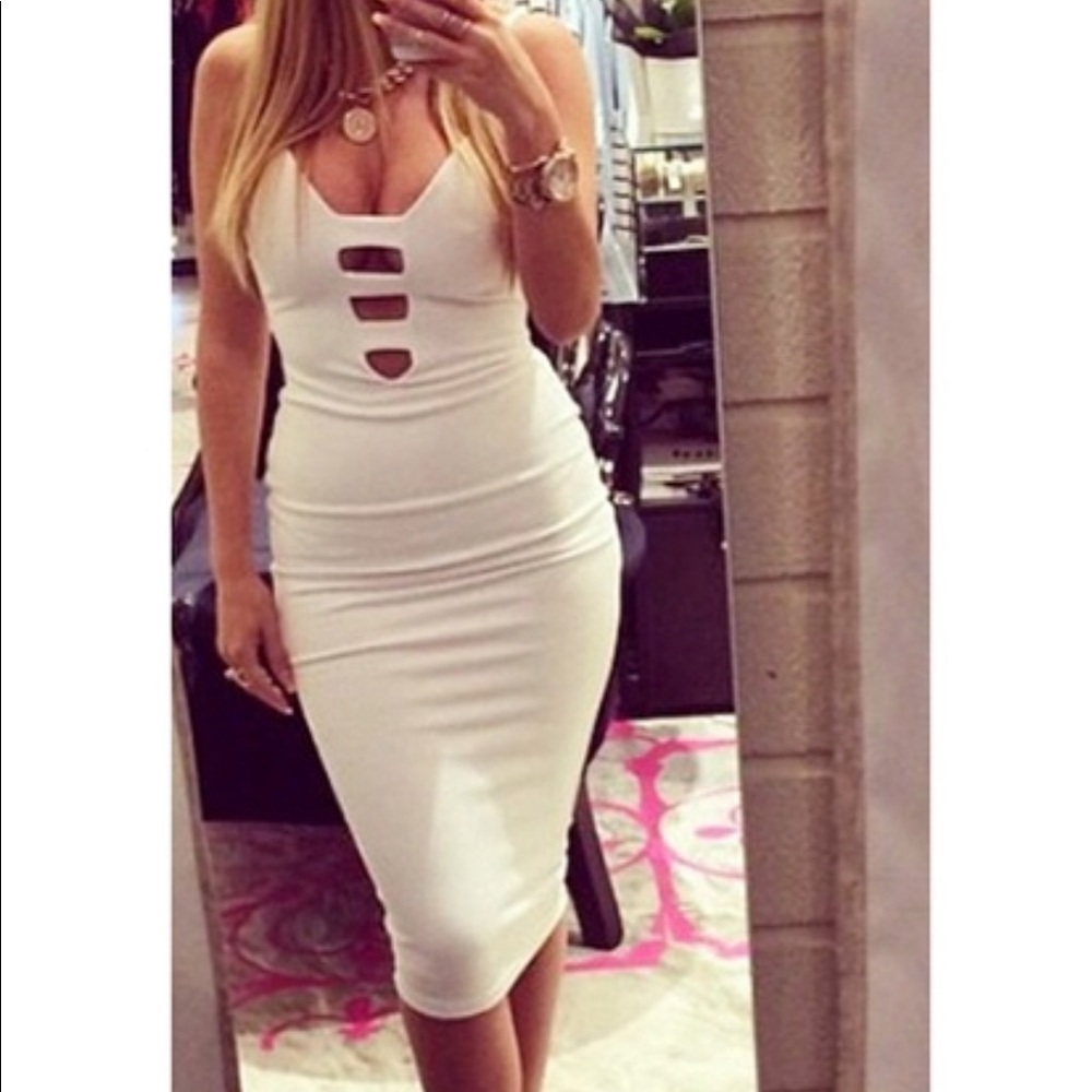 ♥️Sexy White Bodycon Dress ♥️ - Picture 3 of 3